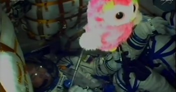 Ujęcie z wnętrza kapsuły Sojuz TMA-20M podczas startu / Credits - NASA TV