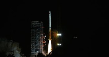 Start rakiety Długi Marsz 3A z satelitą nawigacyjnym / Źródło: Xinhua