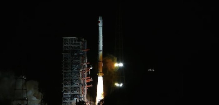 Start rakiety Długi Marsz 3A z satelitą nawigacyjnym / Źródło: Xinhua
