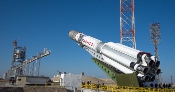 Pionowanie rakiety Proton z sondą ExoMars 2016, 11 marca 2016 / Credit: ESA - B. Bethge