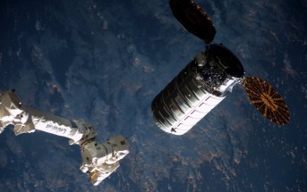 Cygnus OA-6 zbliża się do ISS (marzec 2016) / Credits - NASA