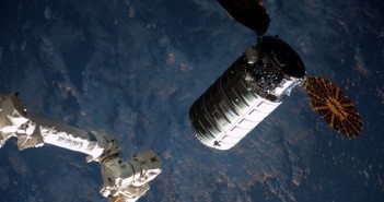 Cygnus OA-6 zbliża się do ISS (marzec 2016) / Credits - NASA