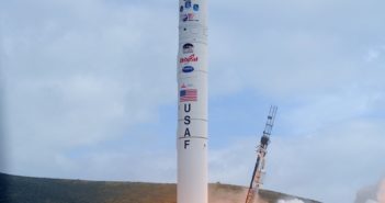 Rakieta Minotaur IV, oparta na konstrukcji ICBM LGM-118 Peacemaker / Credits - USAF