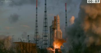 Start Ariane 5 - 18.06.2016 / Credits - Arianespace