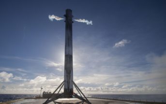 Pierwszy stopień Falcona 9R U na platformie ASDS / Credits: SpaceX