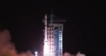 Start CZ-2D z Mozi / Credits - CCTV+