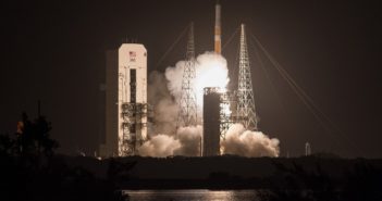 Start Delta 4 z dwoma satelitami GSSAP / Credits - ULA