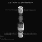 Jedno z opublikowanych zdjęć TG-2 i Shenzhou-11 z BX-2 (małego satelity krążącego przez pewien czas w pobliżu TG-2) / Credits - CNSA