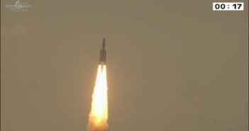 Start Ariane 5 z Sky Muster II i GSAT-18 / Credits - Arianespace