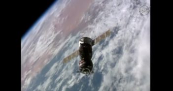 Sojuz MS-02 zbliża się do ISS / Credits - NASA TV