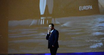 Elon Musk na IAC 2016 przedstawia ITS / Credits - Blue Dot Solutions