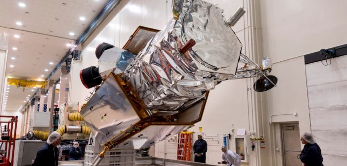 Satelita WorldView-4 w czasie przygotowań do startu / Źródło: Lockheed Martin