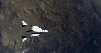 Trzeci lot ślizgowy VSS Unity / Credits - Virgin Galactic