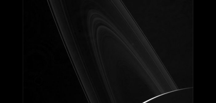 Widok na pierścienie Saturna - 4 maja 2017 / Credits - NASA/JPL-Caltech/Space Science Institute
