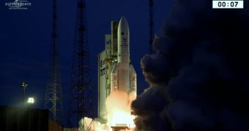 Start Ariane 5 z 4 maja 2017 / Credits - Arianespace