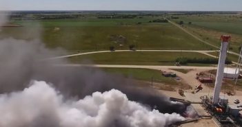 Test głównego stopnia Falcon Heavy / Credits - SpaceX