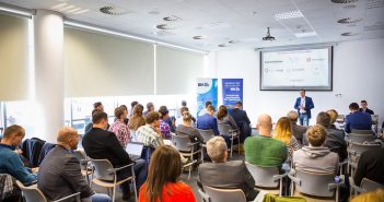Prezentacja wprowadzająca w akcelerator Space3ac / Credits - Space3ac