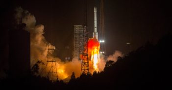 Start CZ-3B z AlComSat-1 - 10.12.2017 / Credits - CCTV