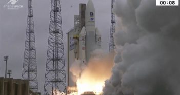 Start Ariane 5 z czterema satelitami Galileo / Credits - Arianespace