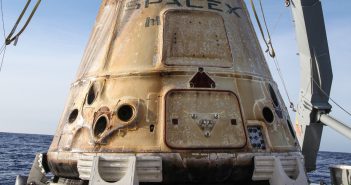 Kapsuła Dragon po podjęciu po zakończeniu misji CRS-13 / Credits - SpaceX