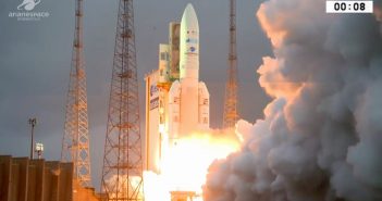 Start Ariane 5 z 5 kwietnia 2018 / Credits - Arianespace