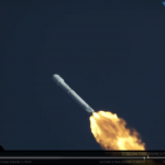 Kadr z transmisji startu Falcona 9 z teleskopem TESS / SpaceX