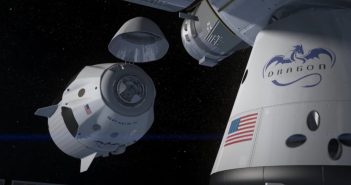 Kapsuła Dragon 2 zbliża się do ISS / Credits - SpaceX