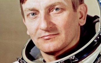 Mirosław Hermaszewski (1941-2022)