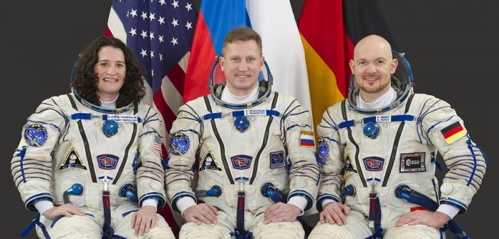Załoga Sojuza MS-09 / Credits - NASA