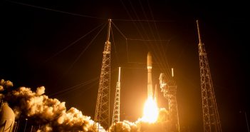 Start Atlasa 5 z AEHF-4 / Credits - ULA