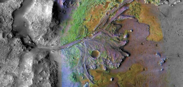 Delta wyschniętej rzeki wewnątrz krateru Jezero - rejon lądowania misji Mars 2020 / Credits - NASA/JPL/JHUAPL/MSSS/Brown University