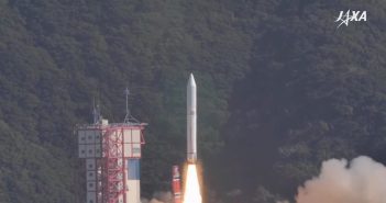 Start rakiety Epsilon - 18.01.2019 / Credits - JAXA