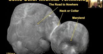 Dr Alan Stern z misji New Horizons przedstawia niektóre szczegóły powierzchni 2014 MU69 / Credits - SETI Institute