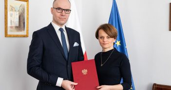 Michał Szaniawski otrzymuje nominację na p.o. Polskiej Agencji Kosmicznej / Credits - PAK