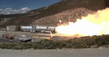 Moment rozerwania dyszy silnika pierwszego stopnia rakiety OmegA / Credits - Northrop Grumman
