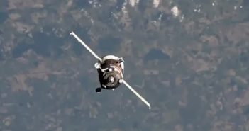 Progeress MS-12 zbliża się do ISS / Credits - NASA TV