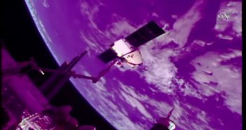 Dragon CRS-18 opuszcza ISS - 27 sierpnia 2019 / Credits - NASA TV