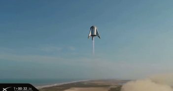 Pojazd StarHopper w trakcie lotu - 27/28 sierpnia 2019 / Credits - SpaceX