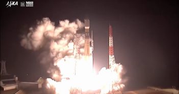 Start H-2B z pojazdem HTV-8 / Credits - JAXA, NASA TV