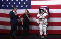 Skafander do programu Artemis - pierwsza prezentacja / Credits - NASA TV