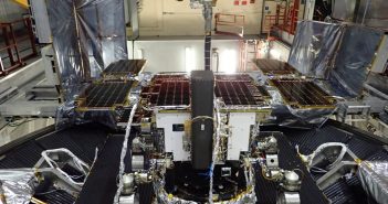 Przygotowanie ExoMars do testów termiczno-próżniowych / Credits - ESA, Airbus