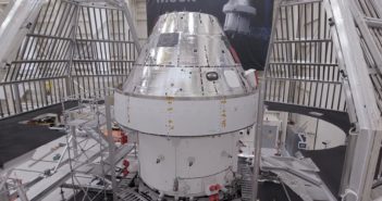 MPCV Orion przed początkiem testów termiczno - próżniowych / Credits - ESA