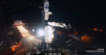 Tuż przed startem Falcona 9 - 17.12.2019 / Credits - SpaceX
