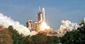 Start promu Columbia w misji STS-1 / Credits - NASA