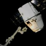 Dragon oddala się od ISS - misja CRS-20 (07.04.2020) / Credits - NASA TV