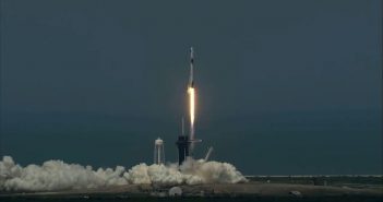 Start rakiety Falcon 9 - misja SpX-DM2 / Credits - NASA TV, SpaceX