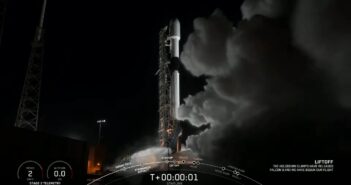 Start szesnastej paczki satelitów Starlink - 25 / 11/ 2020 / Credits - SpaceX