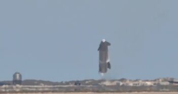 Tuż przed uderzeniem w Ziemię - lot SN9 / Credits - nasaspaceflight.com
