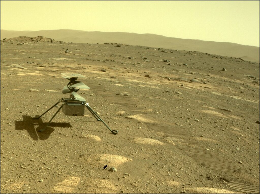 Ingenuity na powierzchni Marsa - zdjęcie z 4 kwietnia 2021 (Sol 43) / Credits - NASA/JPL-Caltech