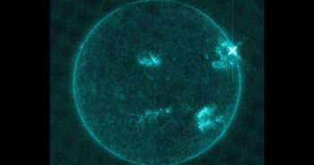Widok Słońca na 6 minut po fazie maksymalnej rozbłysku X1.5 z 3 lipca 2021 / Credits - NASA, SDO